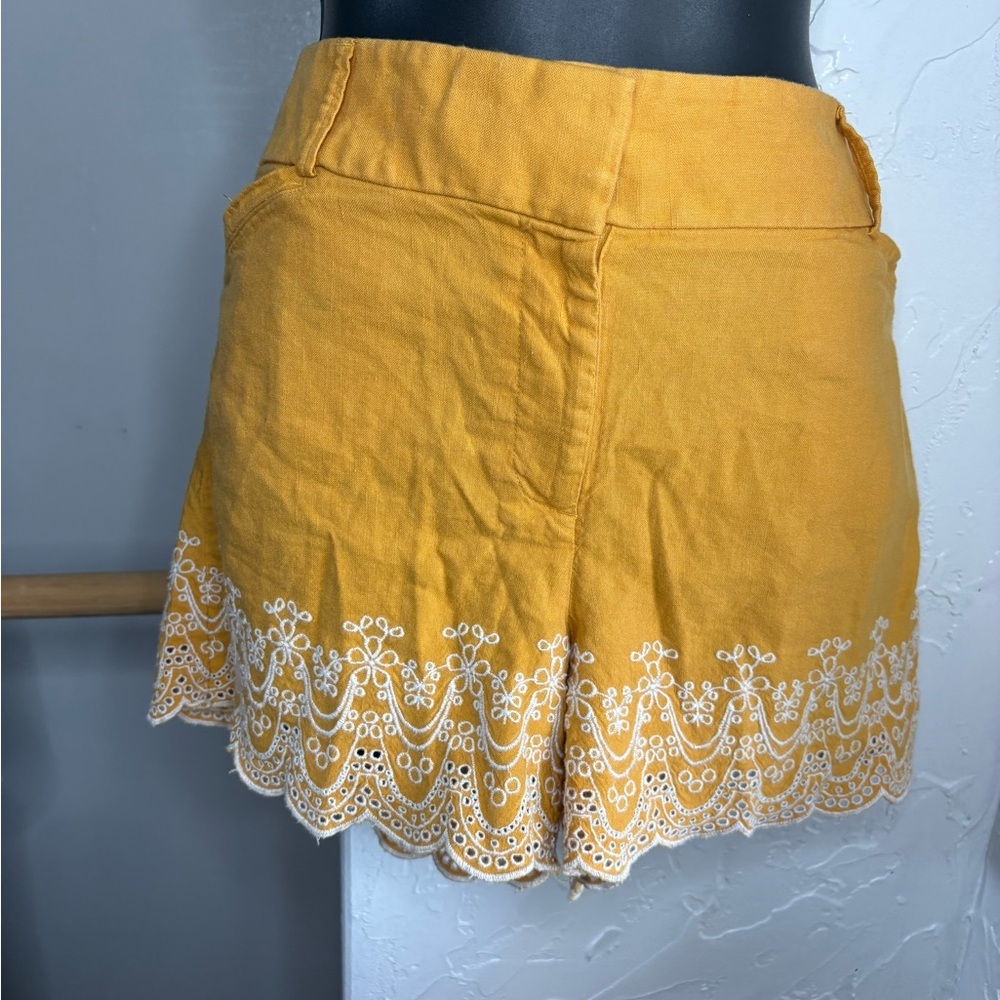 LOFT Outlet Mustard Yellow Linen-Blend Top 4” embroidered sz 8 preloved
